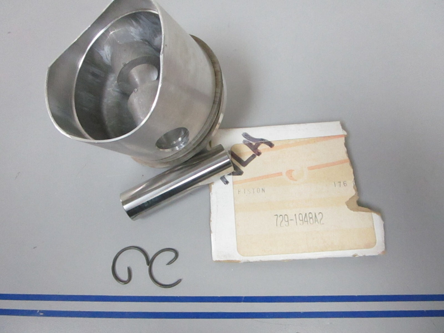 *NEW OEM* 0810 Mercury Quicksilver Piston Assembly 729-1948A2