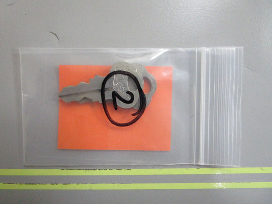 *NEW OEM* 0810 OMC Johnson Evinrude Ignition Key KF93 501608 0501608