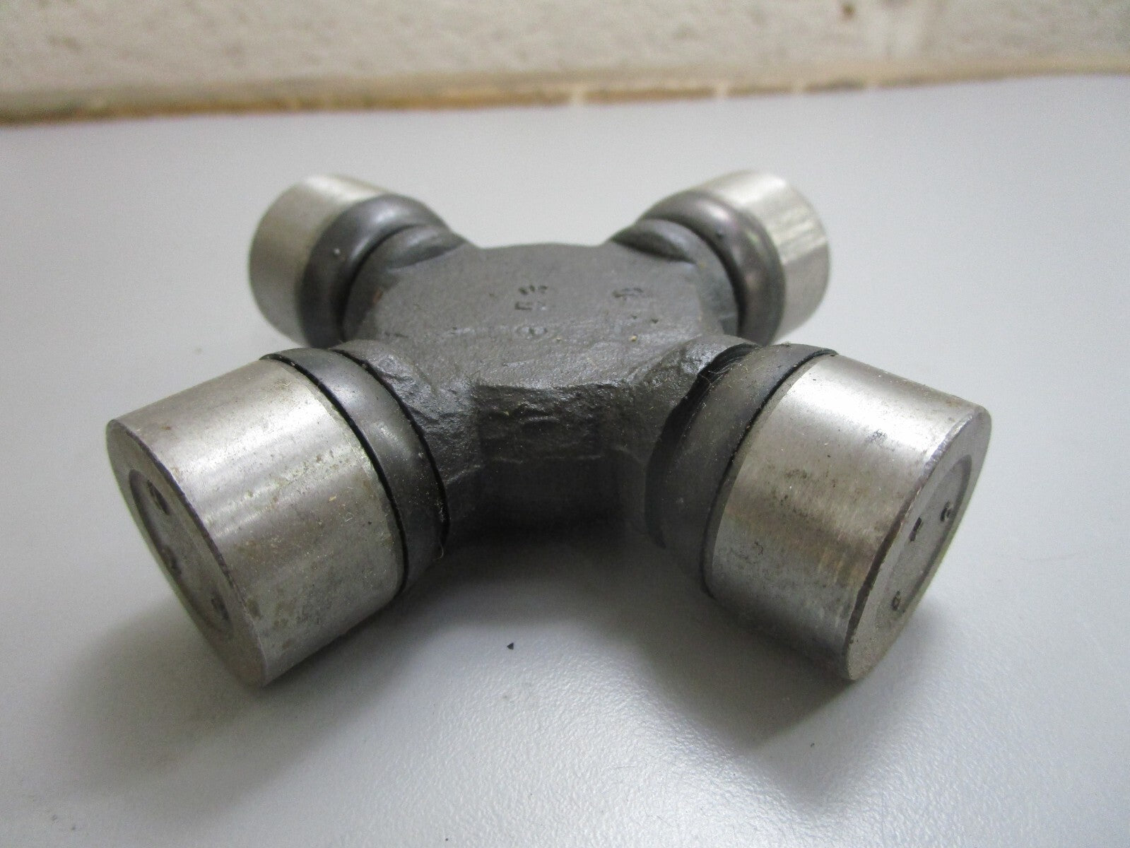 *NEW* 0820 Napa U-Joint 260