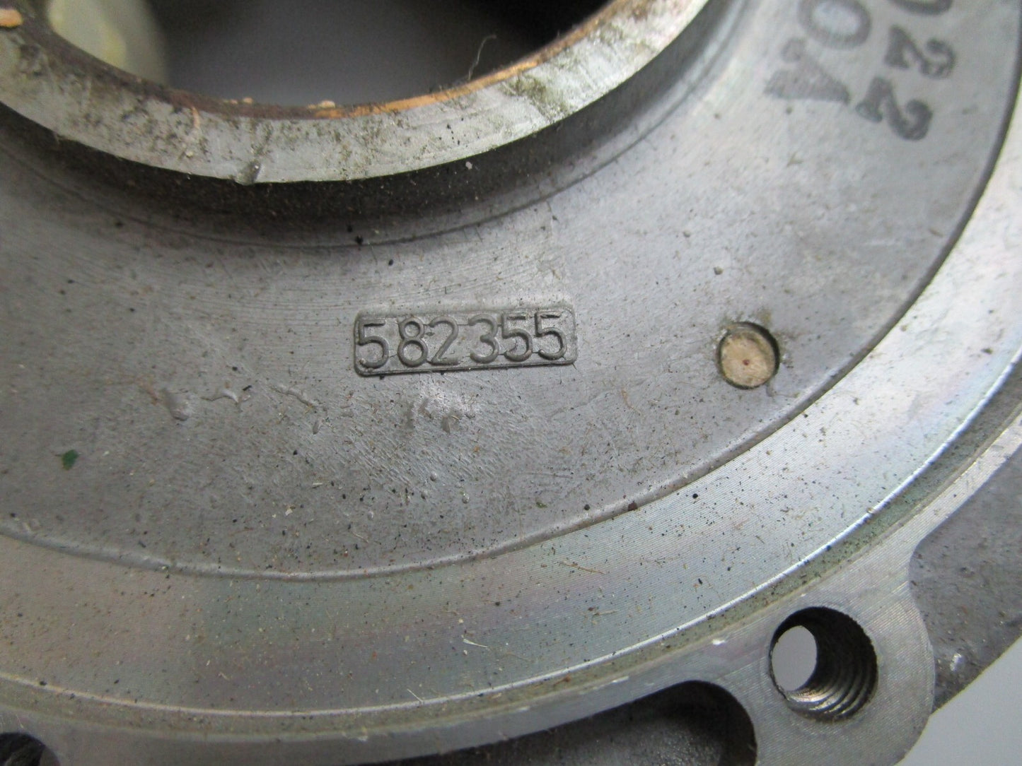 *NEW OEM* 0820 OMC Johnson Evinrude Plate & Sleeve Ay 391225 0391225