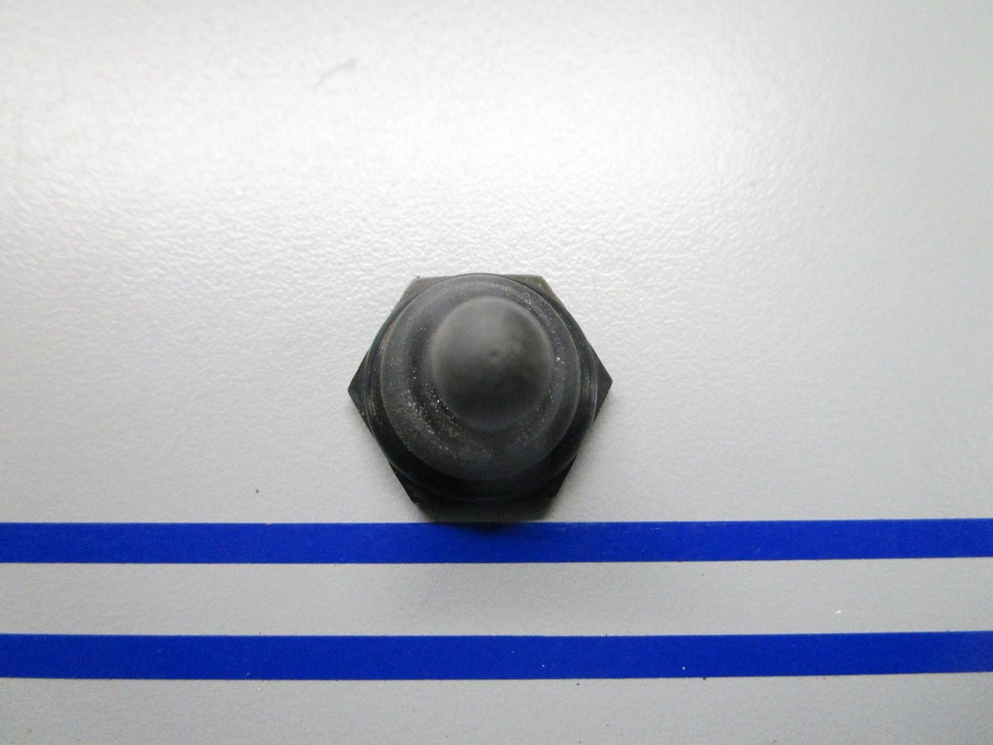 *NEW OEM* 0810 Volvo Penta Nut 828743