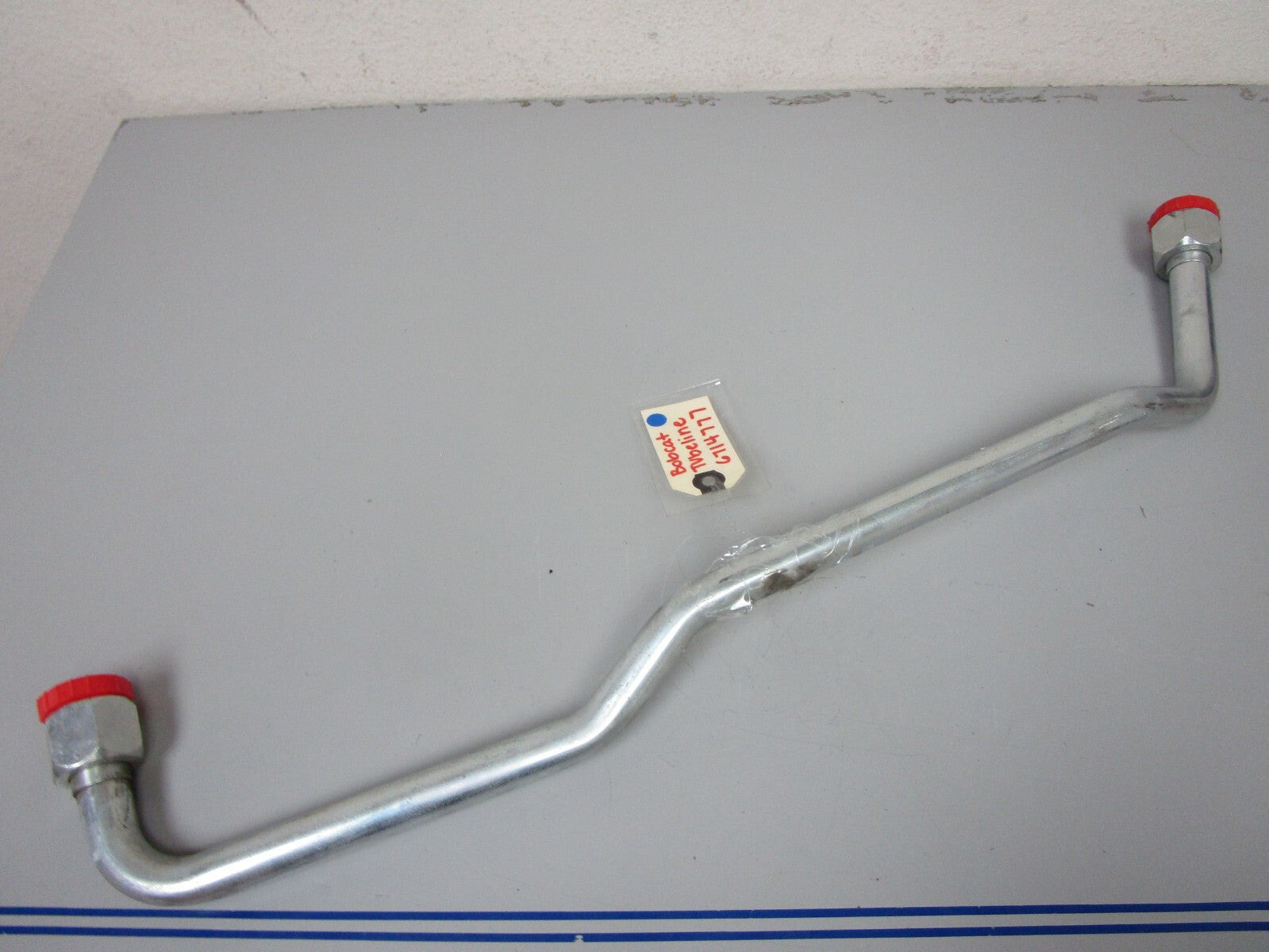*NEW OEM* 0720 Bobcat Tubeline 6714777