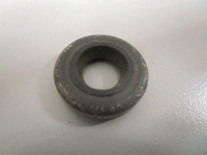 *NEW OEM* 0750 OMC Johnson Evinrude DRIVE SHAFT OIL SEAL 324639 0324639