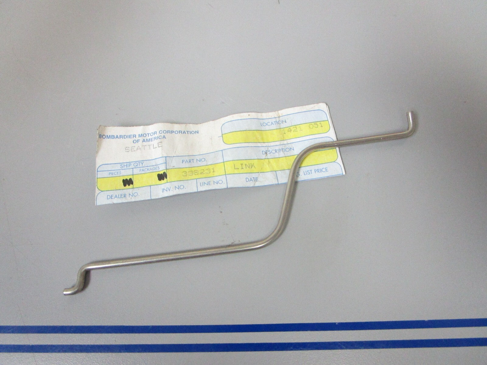 *NEW OEM* 0810 OMC Johnson Evinrude Link 338231 0338231