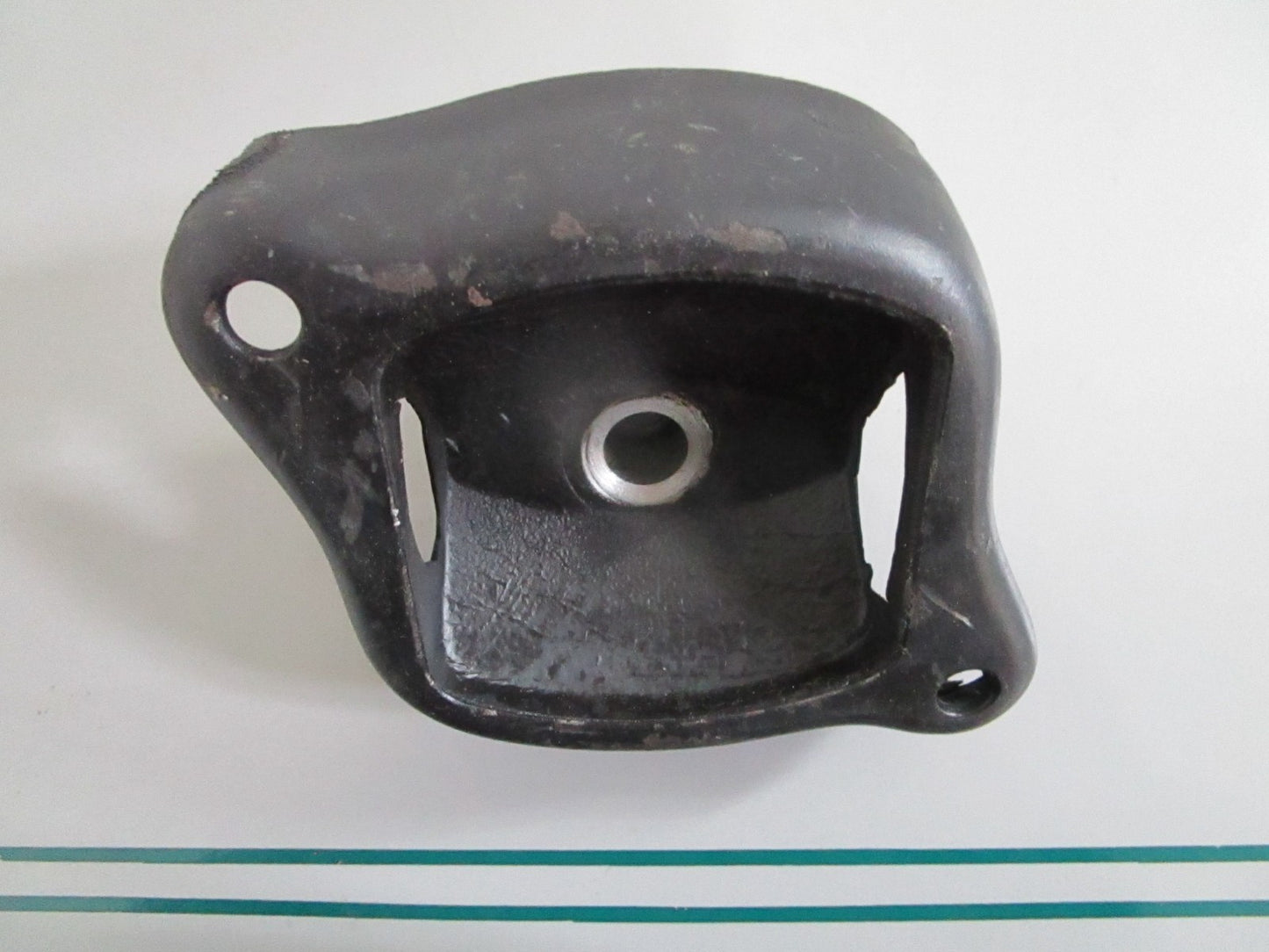 NEW OEM 1162230112 Mercedes-Benz Engine Mount 0820