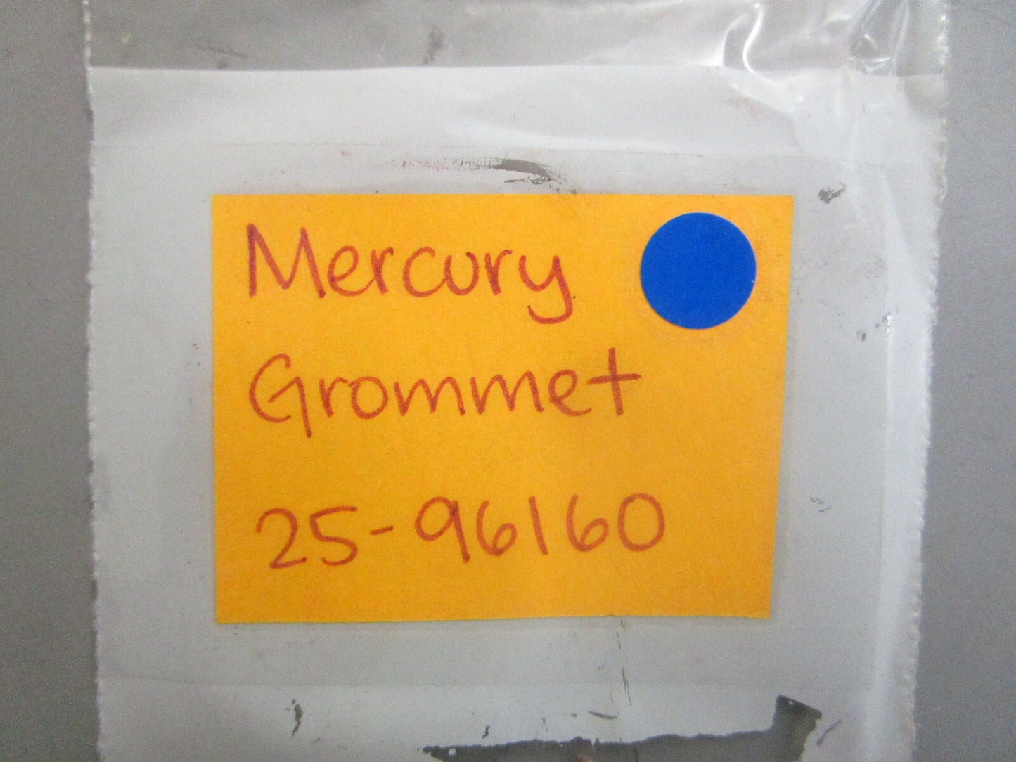 *NEW OEM* 0810 Mercury Quicksilver Grommet 25-96160