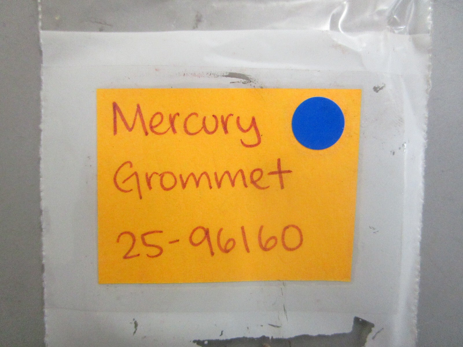*NEW OEM* 0810 Mercury Quicksilver Grommet 25-96160