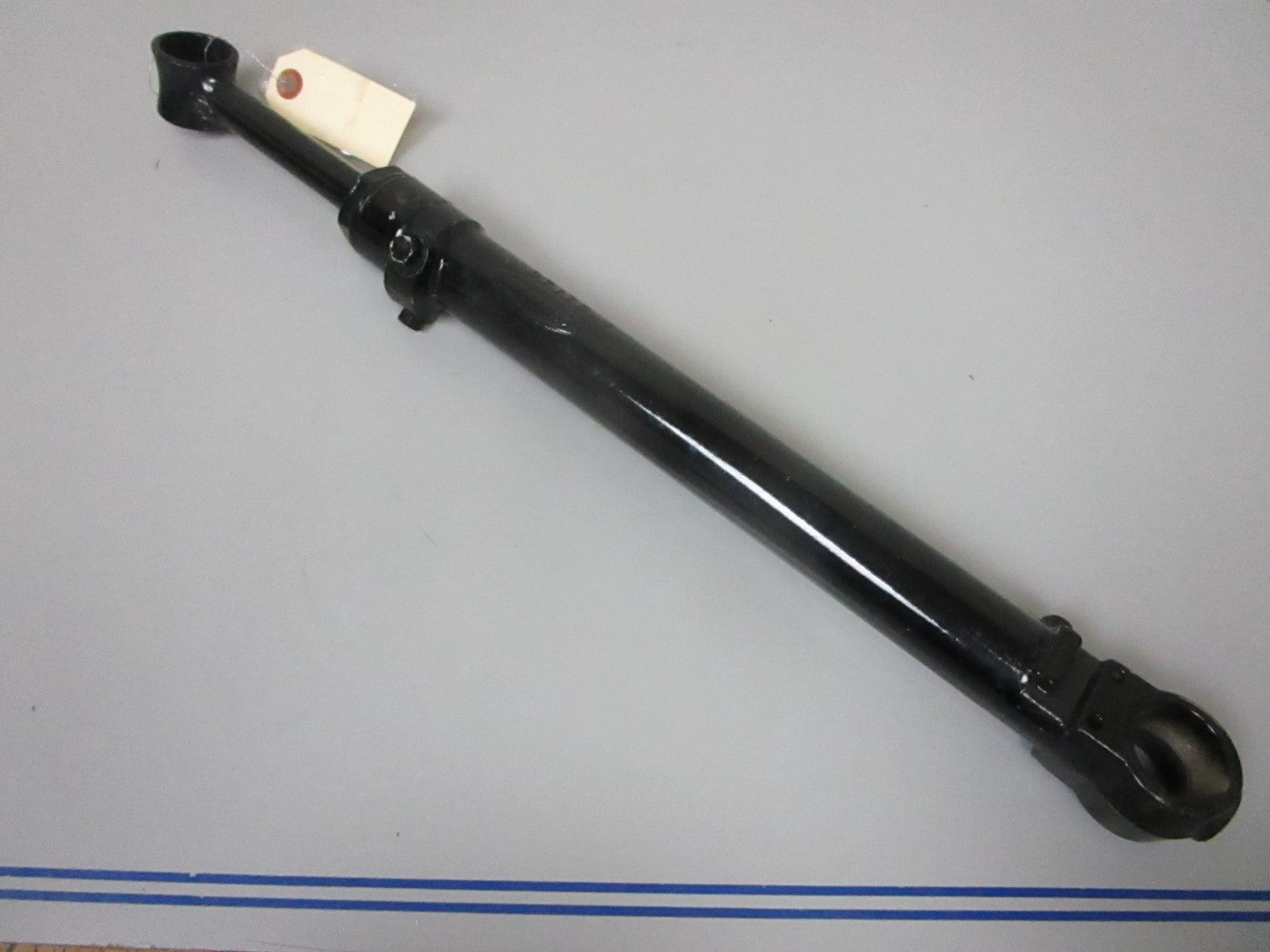 NEW OEM Mercury Mercruiser 87173A10 1978 120 140 1982 165 Trim Cylinder Ay 0720