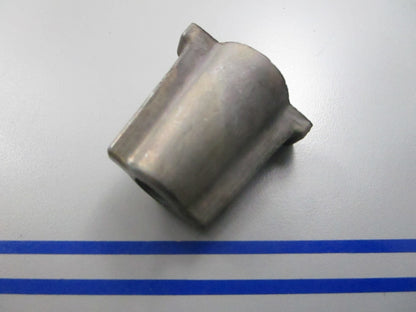 *NEW OEM* 0810 OMC Johnson Evinrude Upper Mount Retainer 340418 0340418