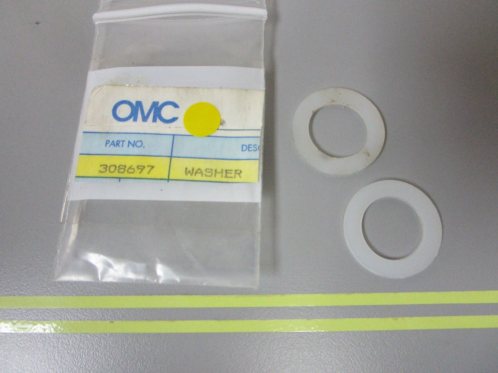 *NEW OEM* (LOT OF 2) 0810 OMC Johnson Evinrude Washer 308697 0308697