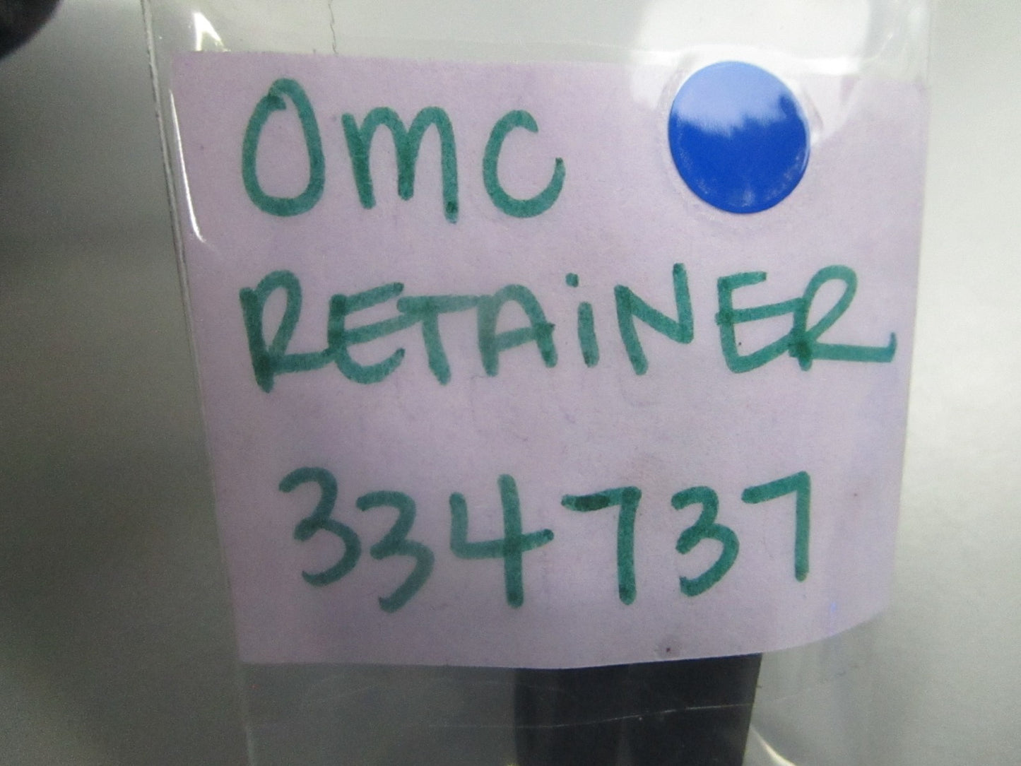 *NEW OEM* 0810 OMC Johnson Evinrude Retainer 334737 0334737