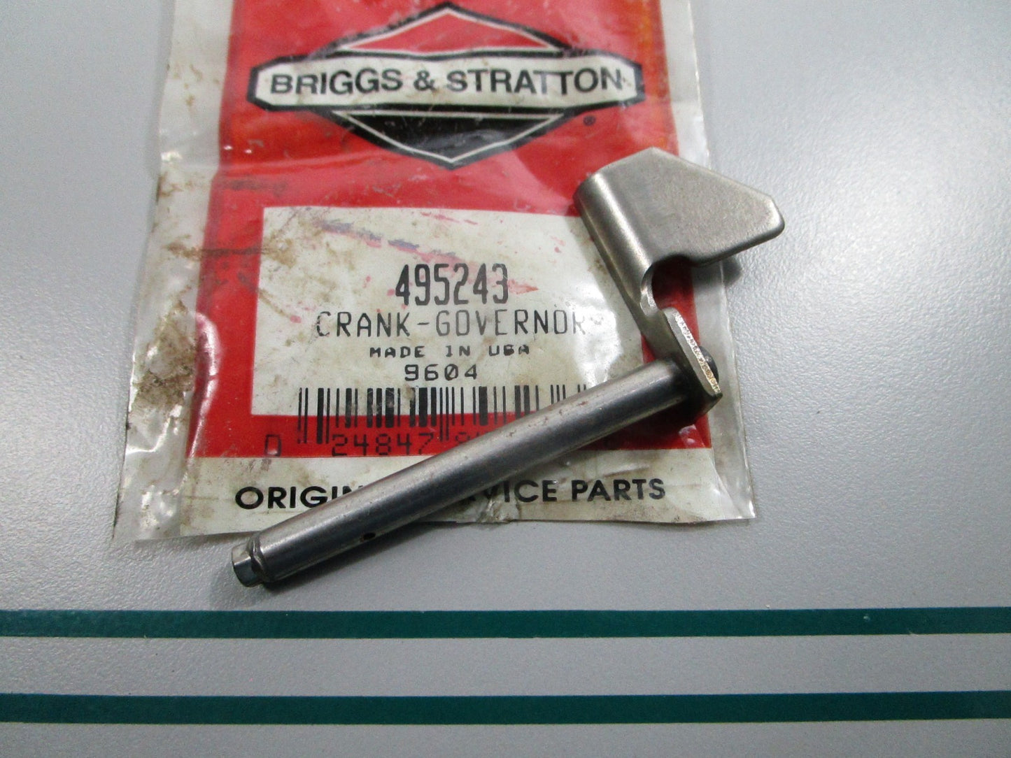 NEW OEM 495243 Briggs & Stratton Governor Crank 0810