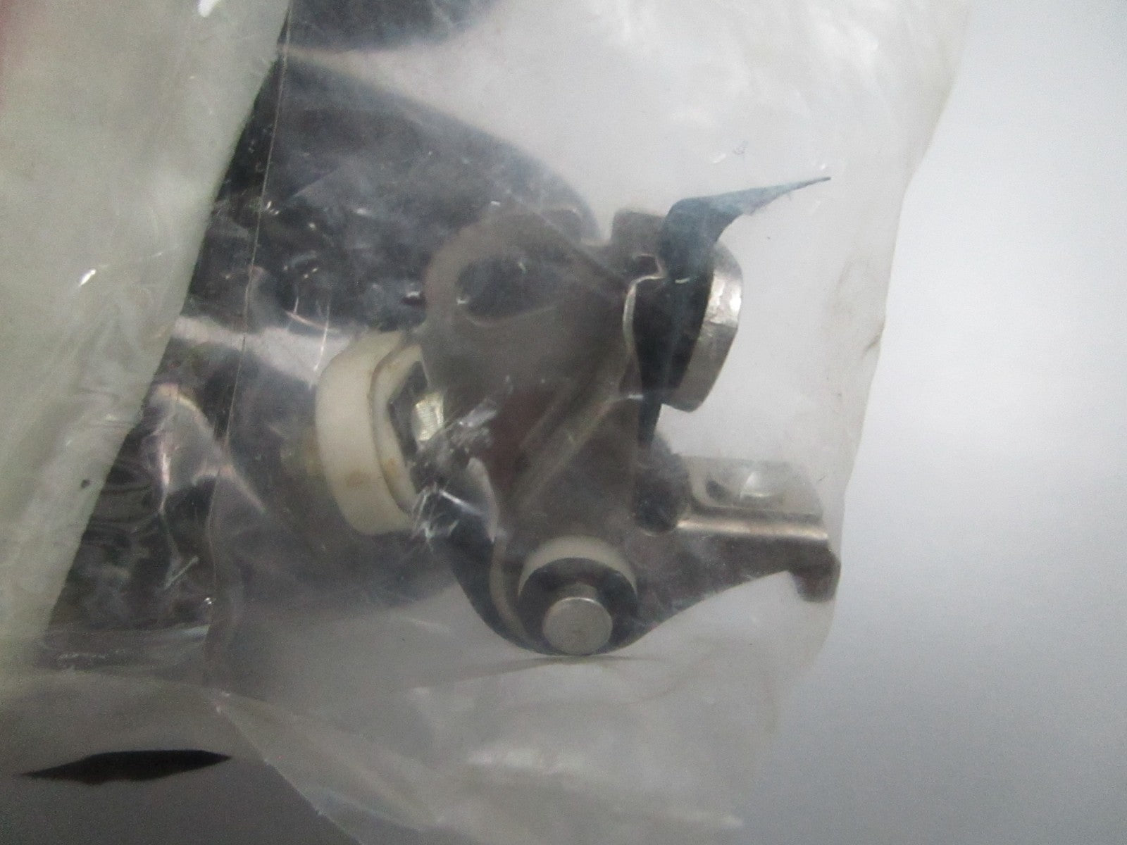 *NEW OEM* 0810 Mercury Yamaha Mariner Breaker 624-81321-20-00 80181M