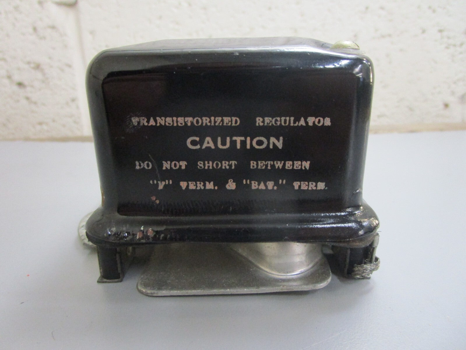 *NEW OEM* 0820 OMC Johnson Evinrude Voltage Regulator 379476 0379476