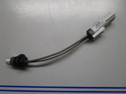*NEW OEM* 0820 Volvo Penta Temperature Sensor 23117173