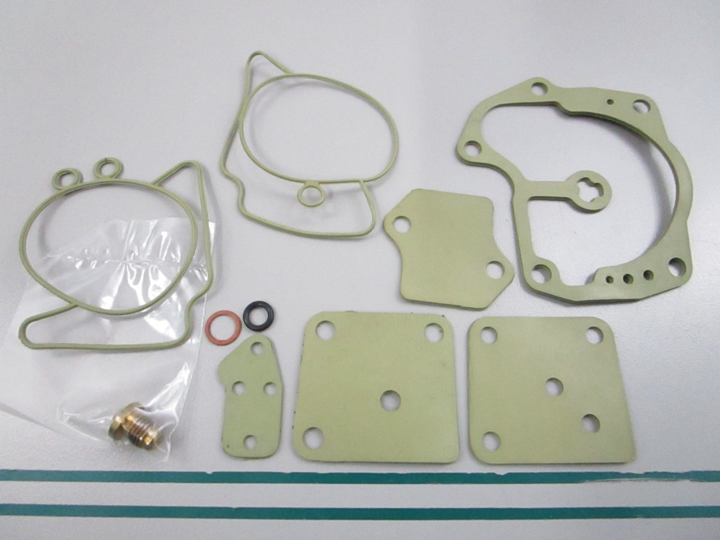 NEW 18-7248 Replaces: 437327 Sierra Carburetor Kit 0810