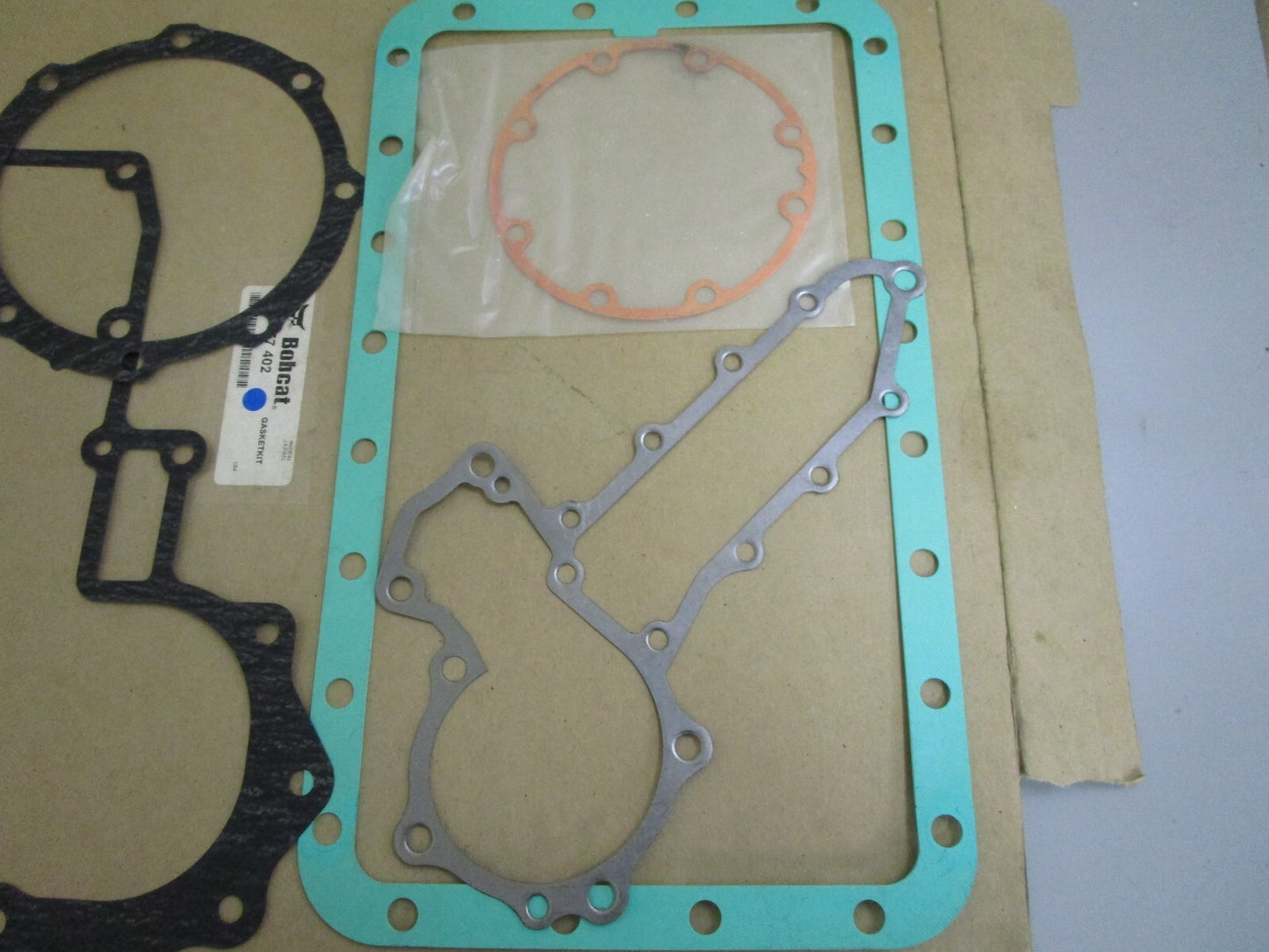 *NEW OEM* 0820 Bobcat Gasket Kit 6657402