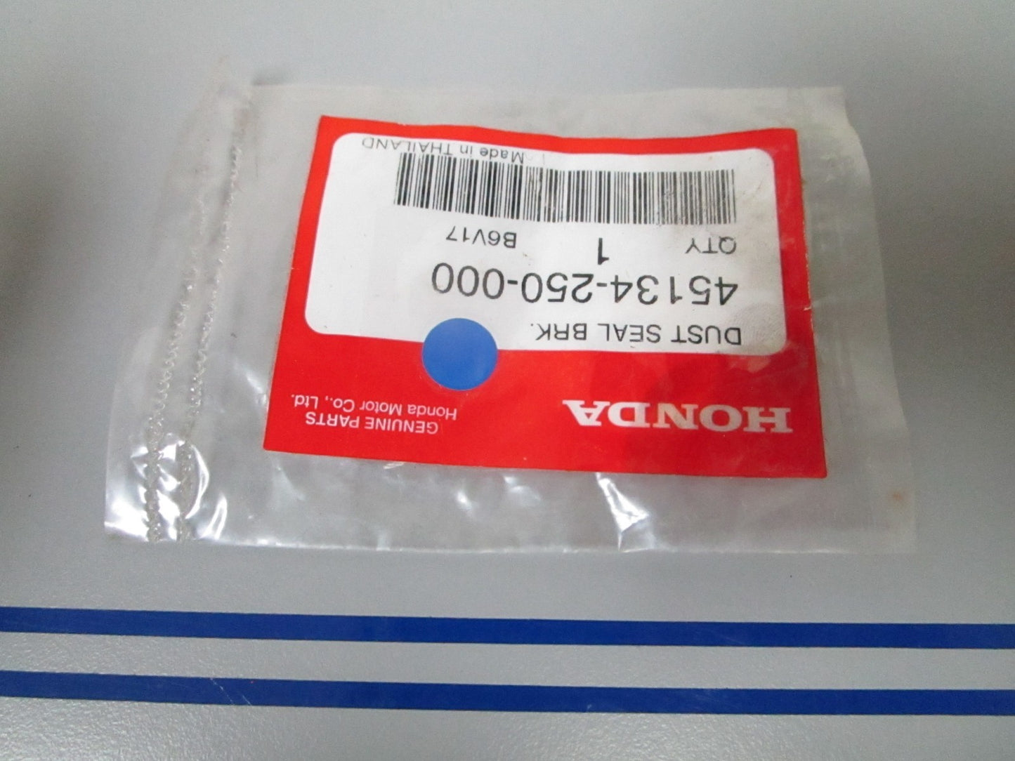 NEW OEM 45134-250-000 Honda Brake Dust Seal 0720
