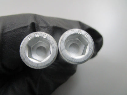 *NEW OEM* 0810 Volvo Penta Hex Socket Screw 956590