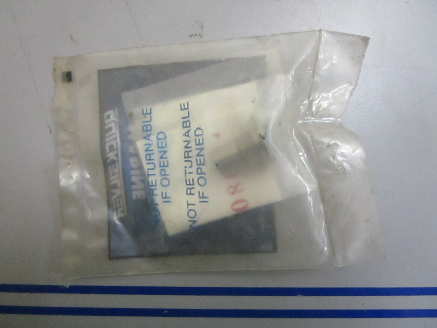 *NEW OEM* 0810 Mercury Force Steering Handle Pivot Screw F525080