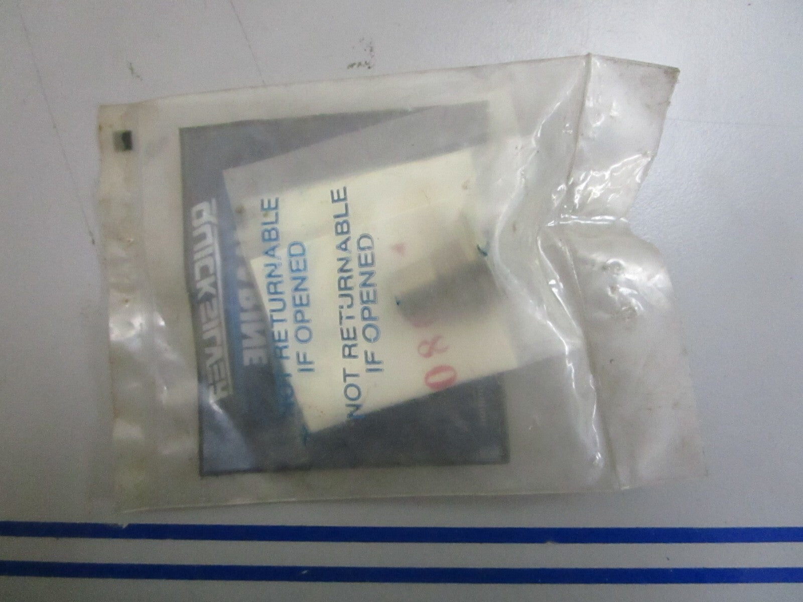 *NEW OEM* 0810 Mercury Force Steering Handle Pivot Screw F525080