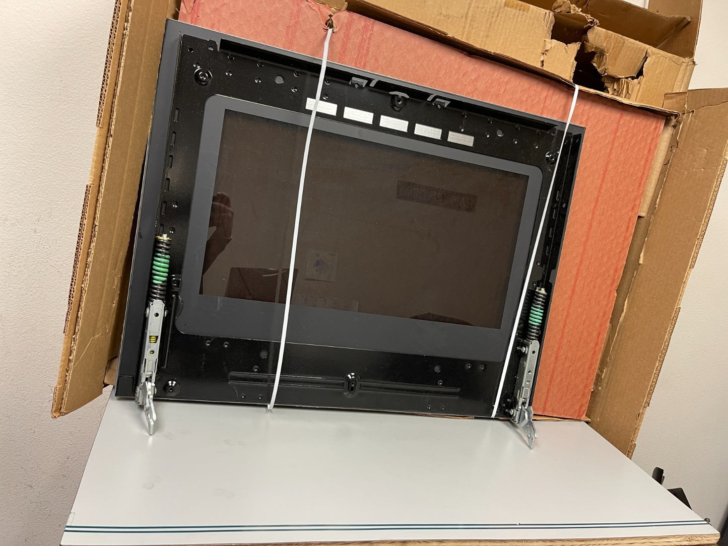 NEW OEM W116602609 Whirlpool Door Glass Assy 0820