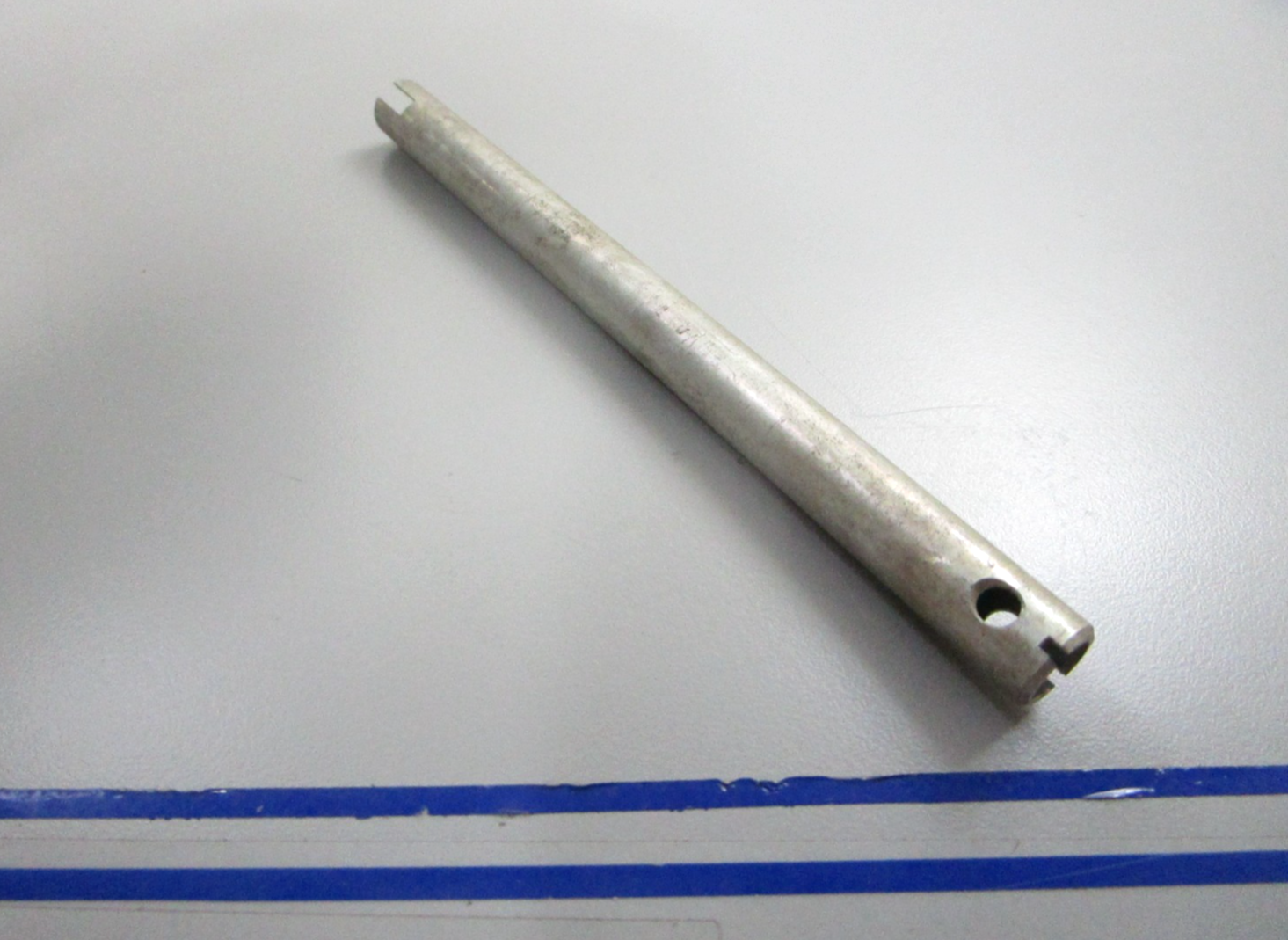 *NEW OEM* 0810 OMC Johnson Evinrude Spring Retainer 311257 0311257