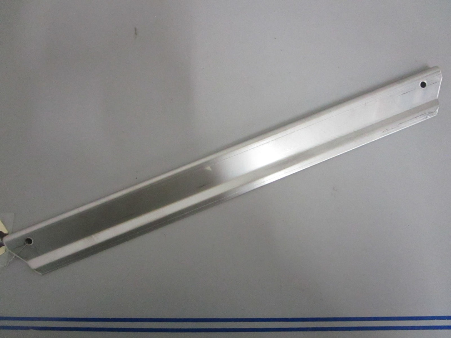 NEW OEM J17-78181-00-00 Yamaha Plate 0820