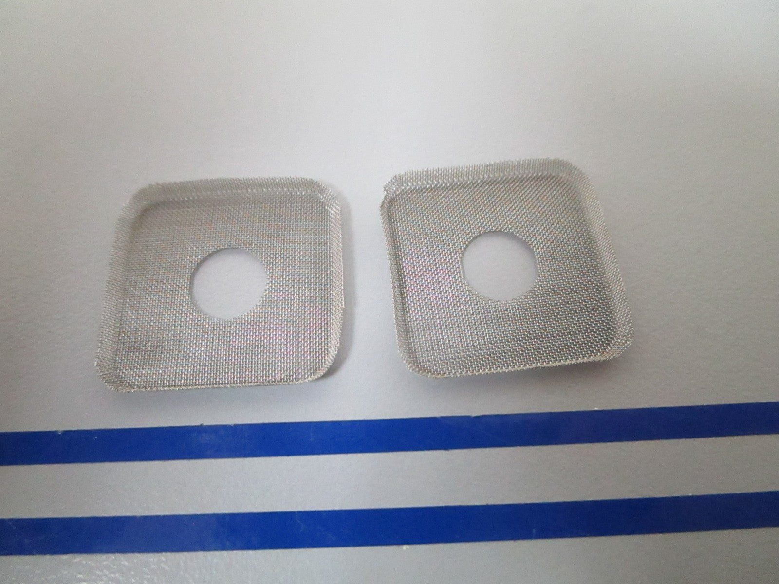 NEW OEM (LOT OF 2) 312633 0312633 OMC Johnson Evinrude Screen 0810