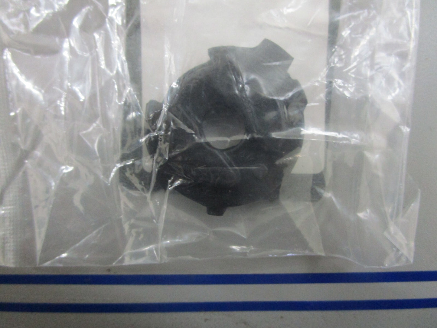 *NEW OEM* 0770 OMC Johnson Evinrude Holder 5033377 05033377