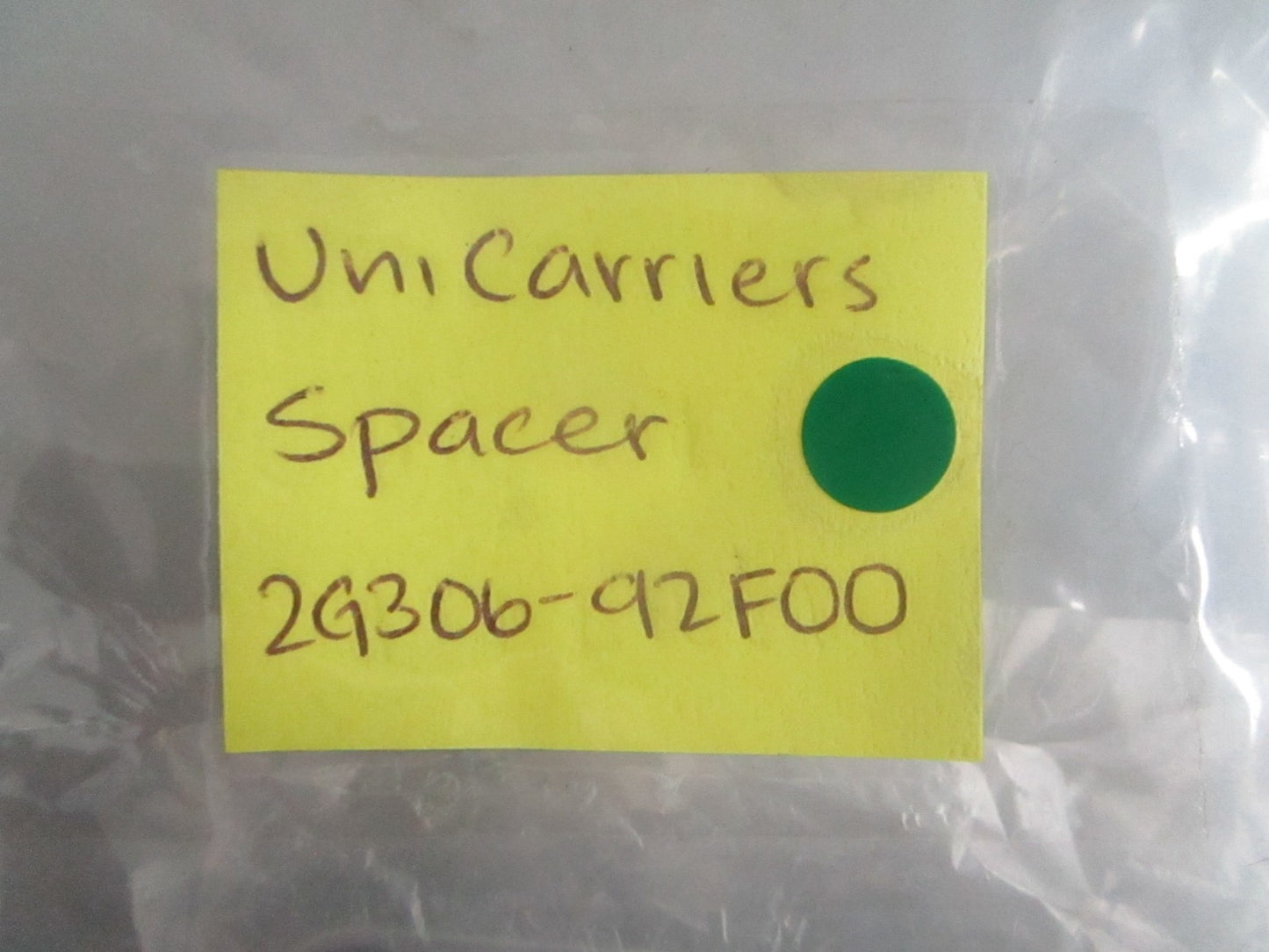 NEW OEM 2G306-92F00 UniCarriers Spacer 0820