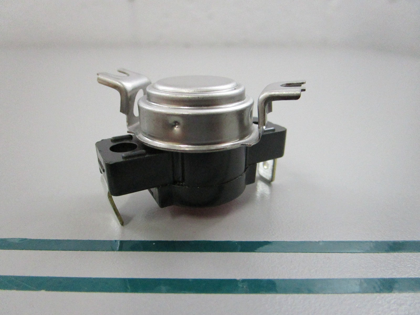 GE NEW OEM Dryer Hi Limit Thermostat WE04X31037 GTD84 PTD60 NOS 0810