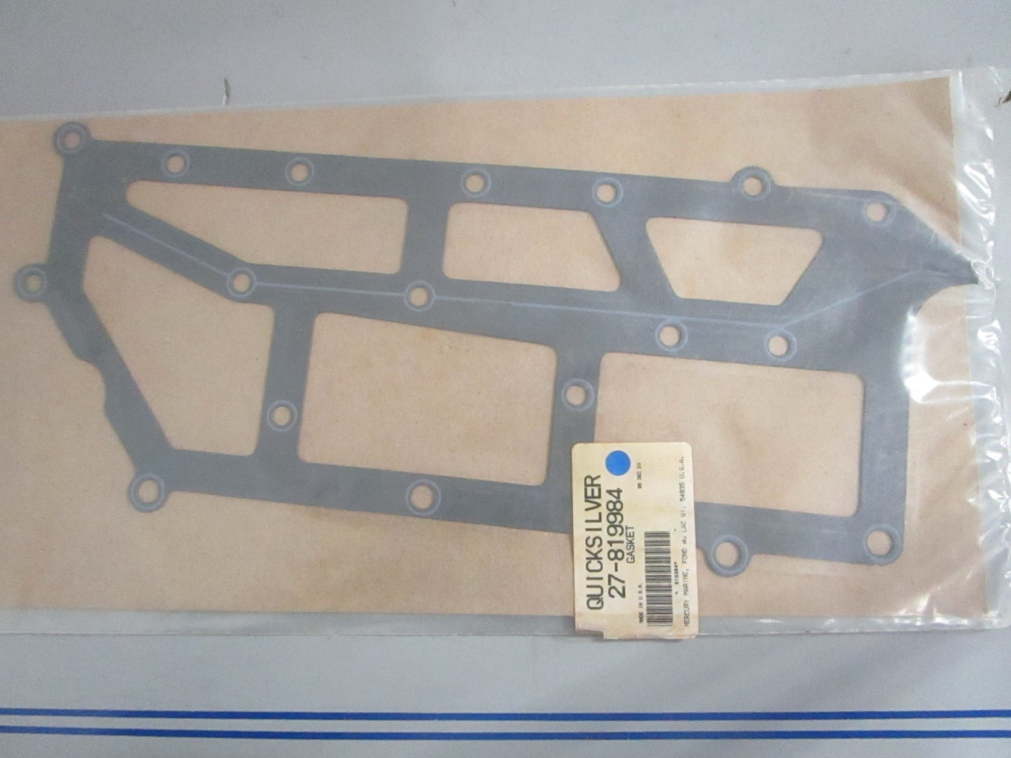 NEW OEM 27-819984 Mercury Quicksilver Gasket 0820
