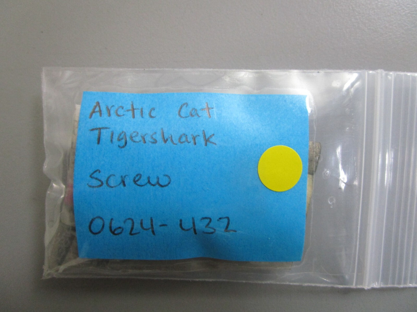 *NEW OEM* 0810 Arctic Cat Tigershark Screw 0624-432