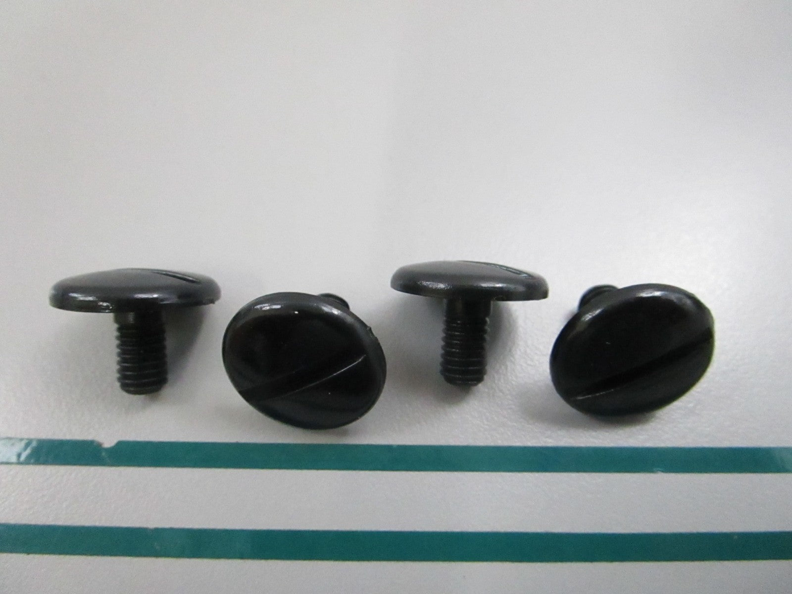 NEW OEM (LOT OF 4) 92002-3732 Kawasaki Bolt 0810