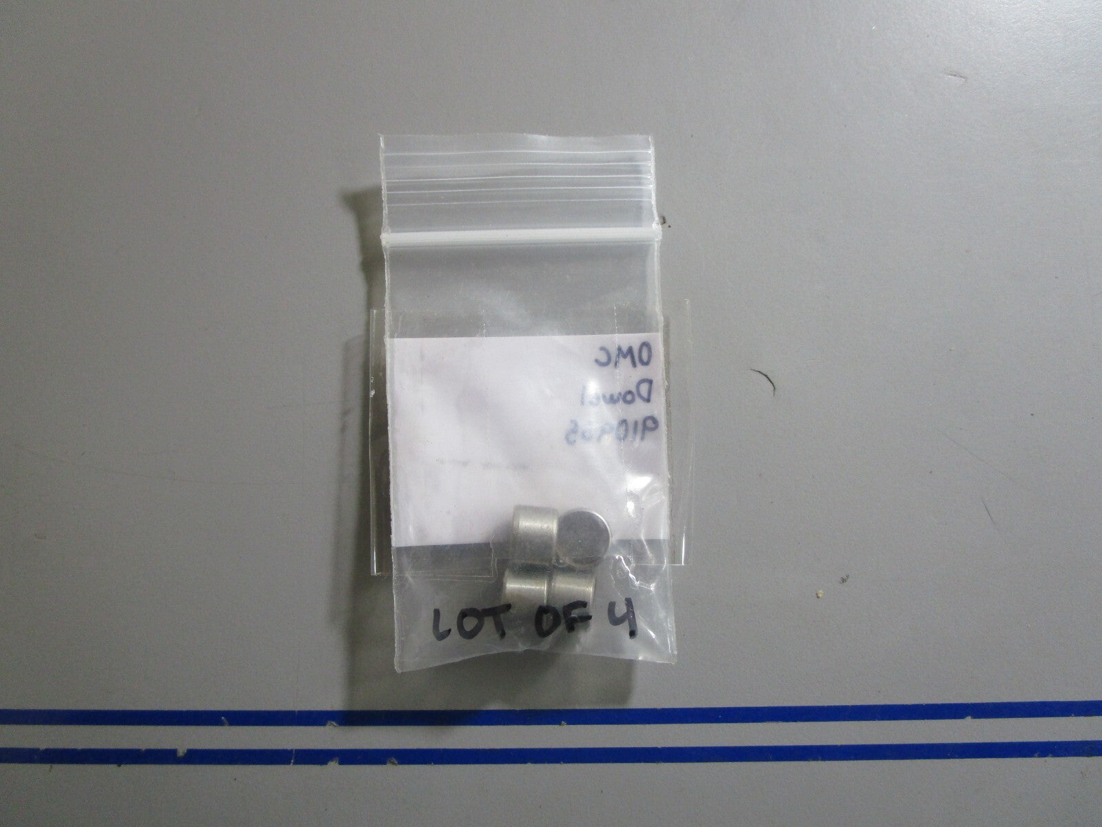 *NEW OEM* (LOT OF 4) 0810 OMC Johnson Evinrude Dowel 910965 0910965