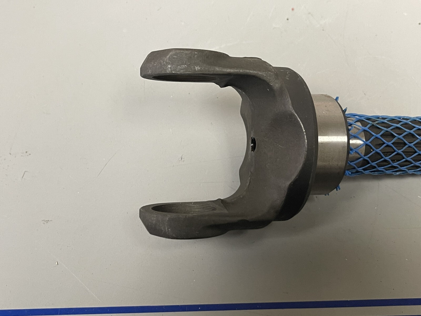 *NEW OEM* 0670 OMC Johnson Evinrude Stern Drive Cobra Yoke 3850814 03850814