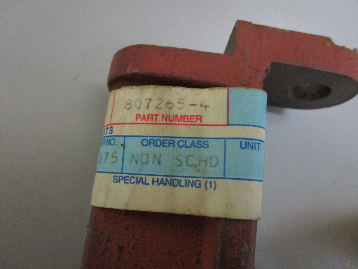 *NEW OEM* 0820 Volvo Penta Bracket 807265