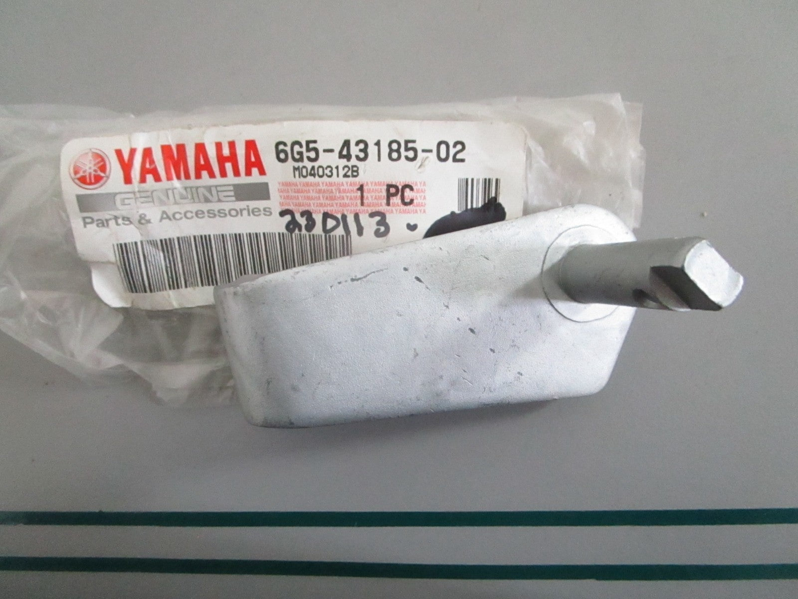 NEW OEM 6G5-43185-02-00 Yamaha Tilt Stop Lever 0820