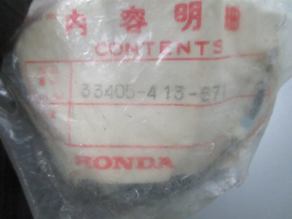 *NEW OEM* 0810 Honda Right Turn Signal Socket 33405-413-671