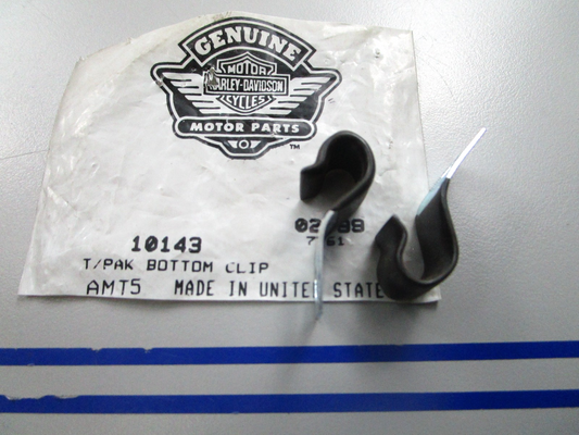 *NEW OEM* (LOT OF 2) 0810 Harley Davidson Bottom Clip 10143