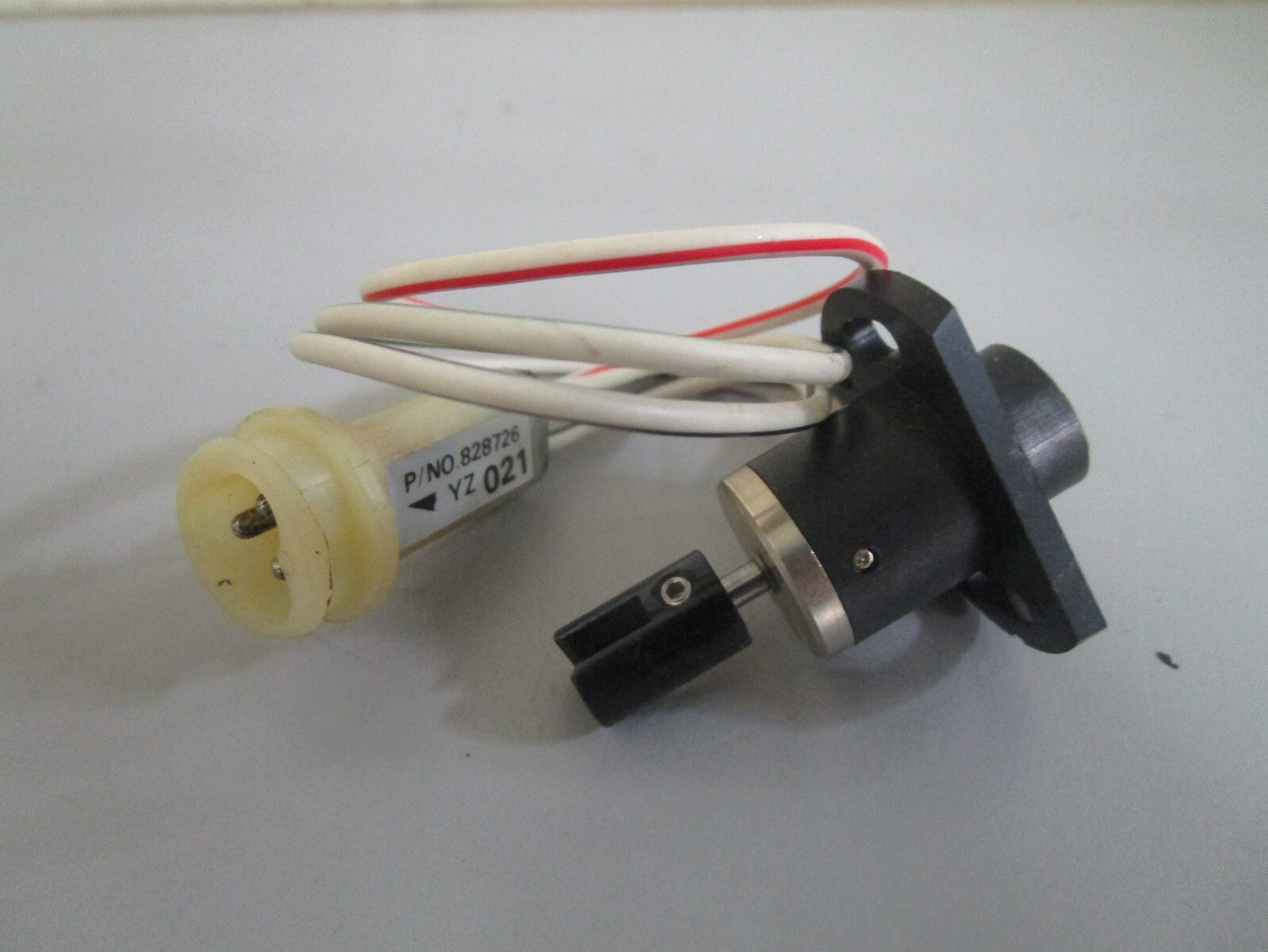 *NEW OEM* 0820 Volvo Penta Trim Sensor 873531