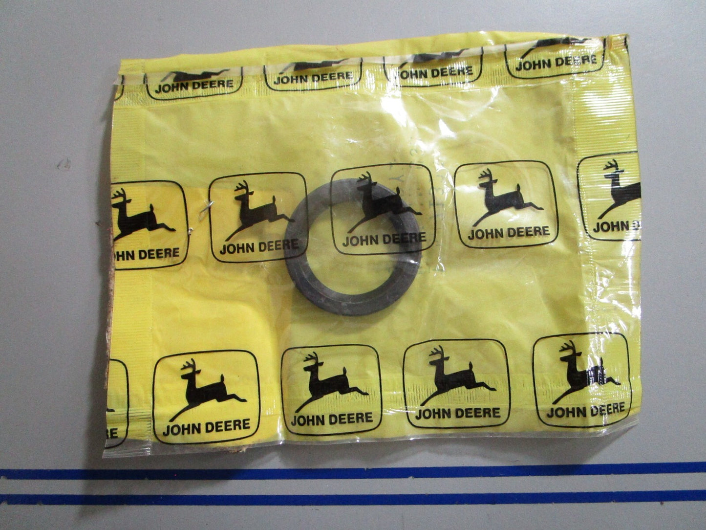 *NEW OEM* 0810 John Deere Oil Seal AN71326
