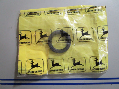 *NEW OEM* 0810 John Deere Oil Seal AN71326