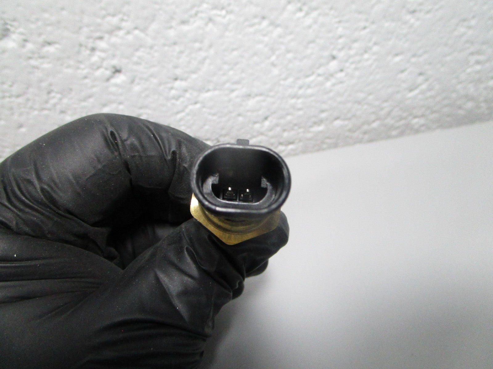 NEW OEM 3865312 Cummins Temperature Sensor 0810