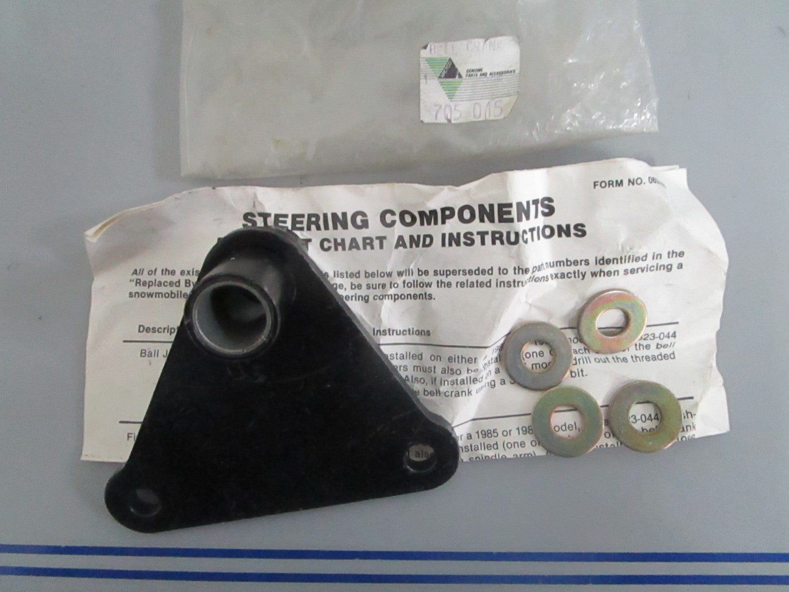*NEW OEM* 0820 Arctic Cat Bell Crank Assy 0705-015