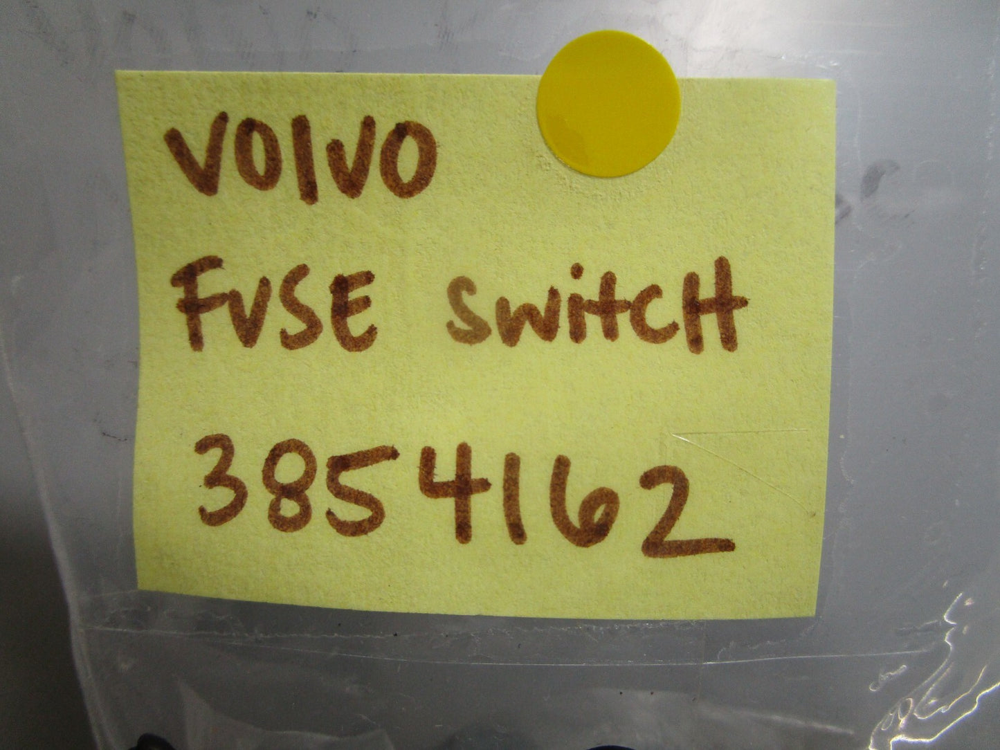 *NEW OEM* 0810 Volvo Penta Fuse Switch 3854162