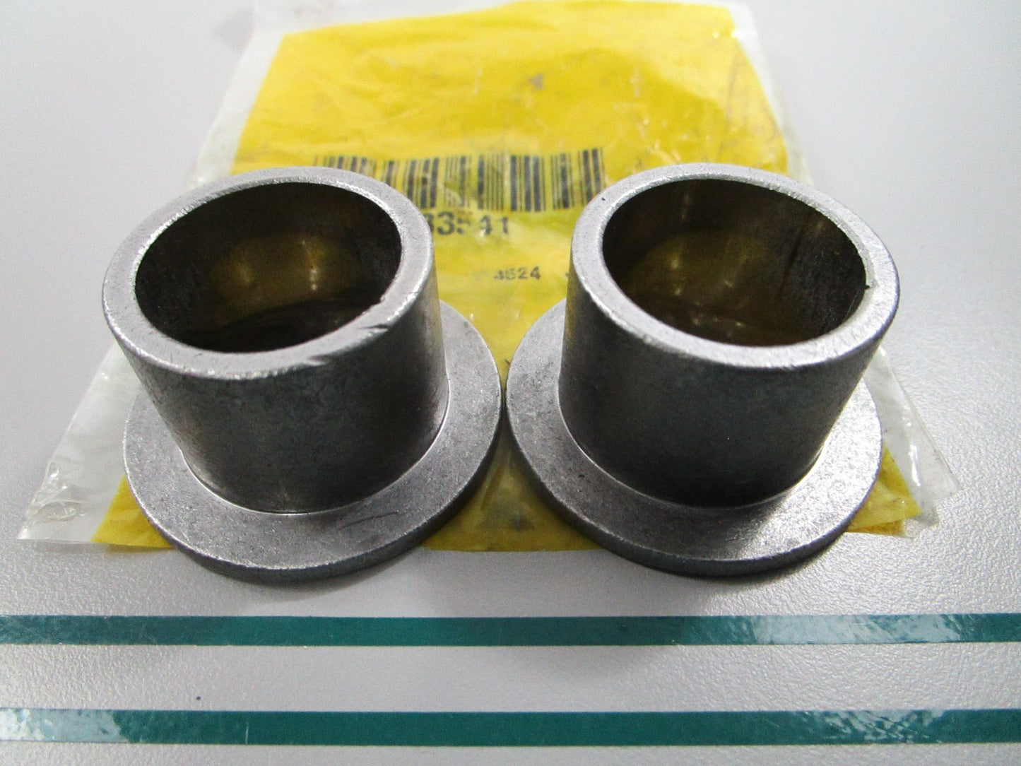 NEW OEM (LOT OF 2) M83541 John Deere Bushing 0810