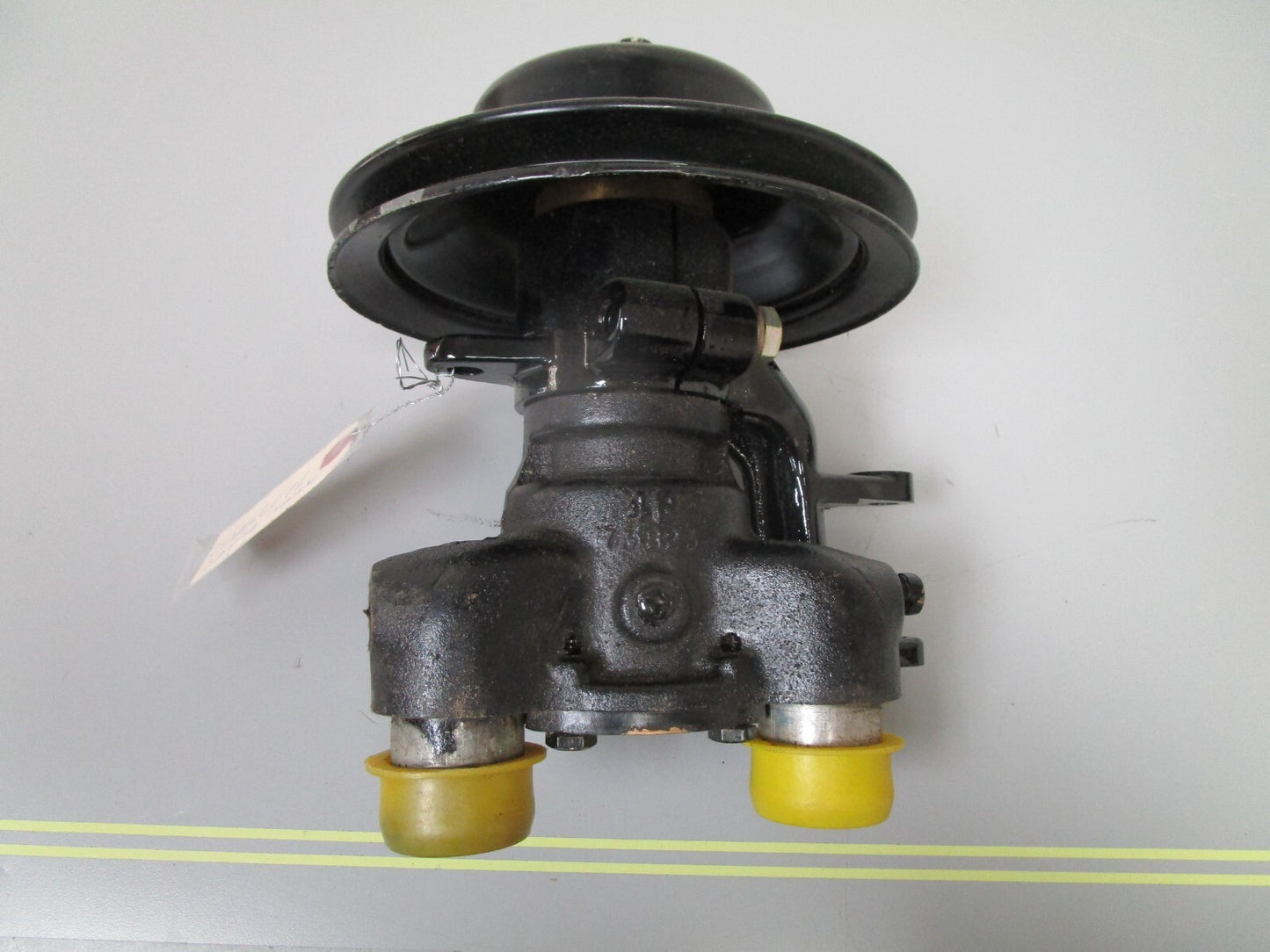 *NEW OEM* 0720 Mercury Mercruiser 5.0 5.7 7.4 Water Pump & Pulley Ay 72774A32