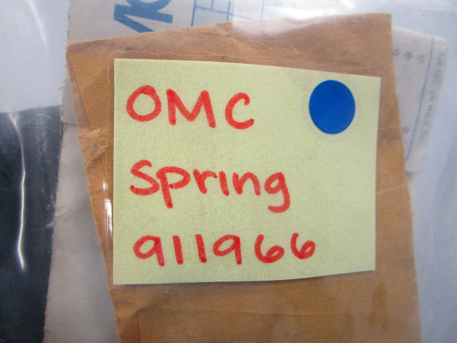 NEW OEM 911966 0911966 OMC Johnson Evinrude Spring 0810
